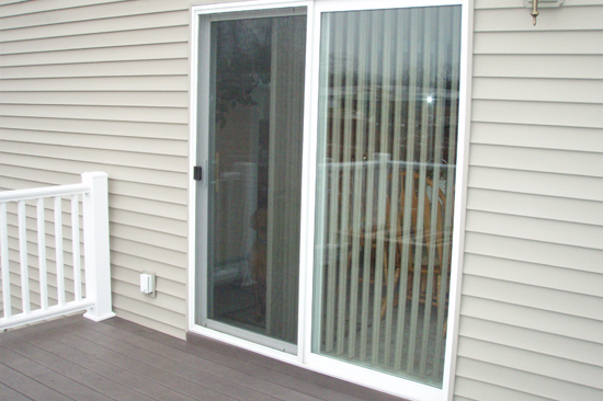 Peterborough, Ontario-screen-door-repair